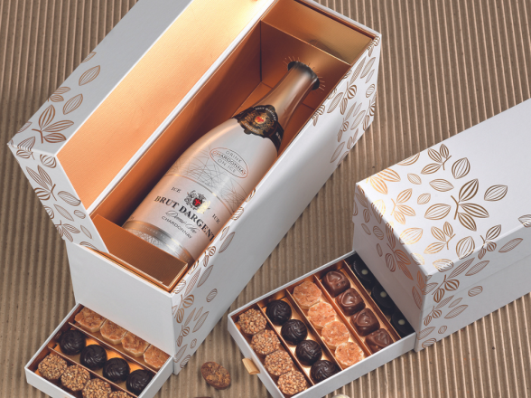 petit_coffret_-_colis_gourmands_-_vin_-_commande_groupe_-_CSE_-_comite_entreprise_-_salaries.png